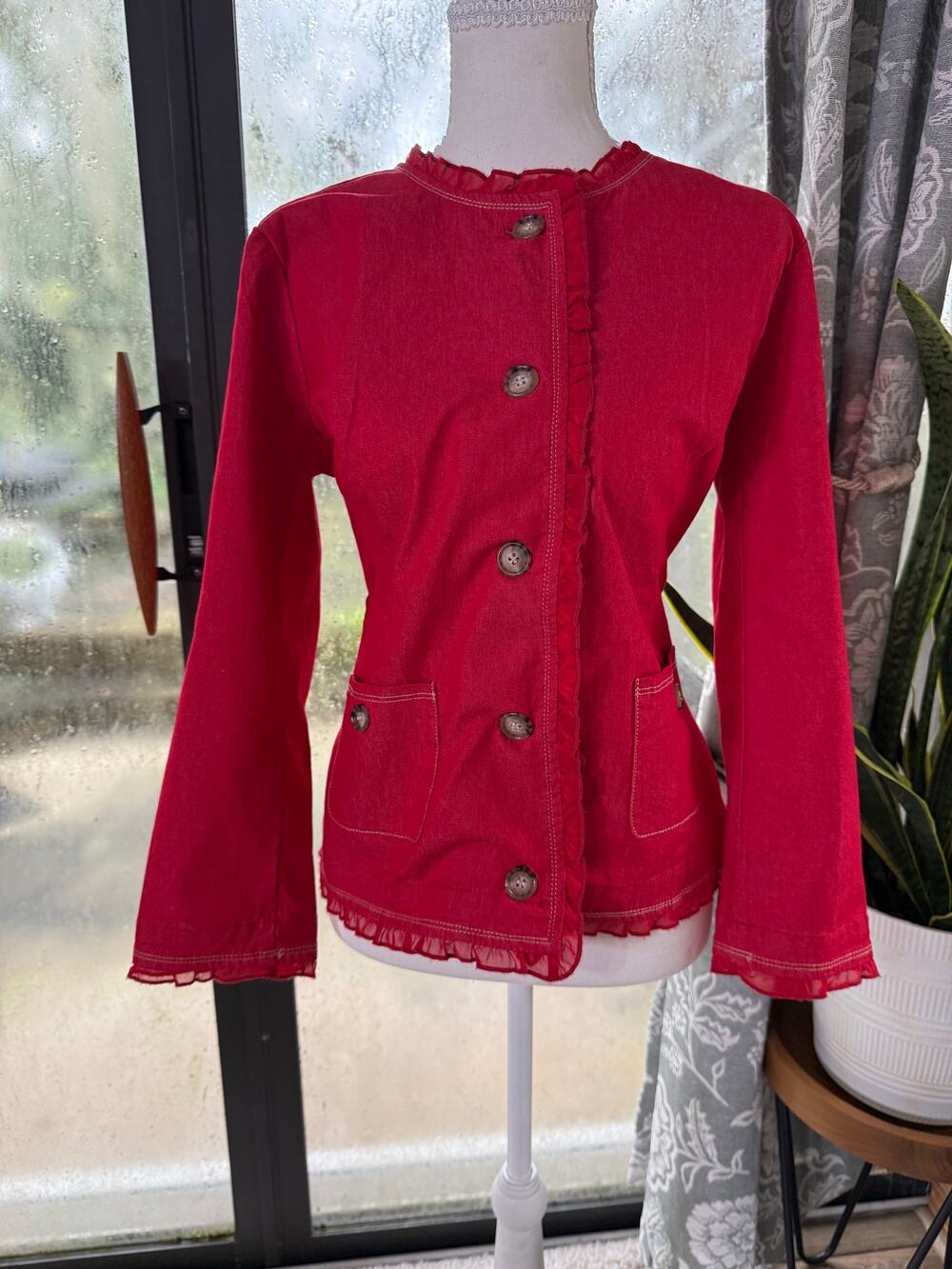 Joan Rivers Red Ruffle Trim Button Jacket Size 8 Contrast Stitching